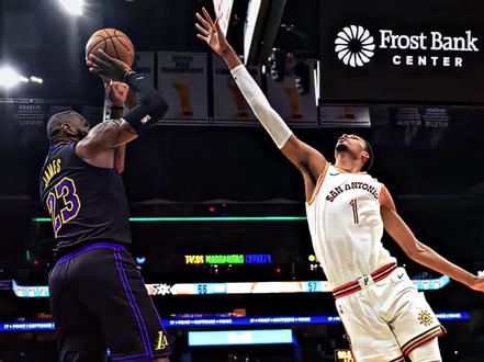 “三大巨星军训文班亚马”#文班亚马#库里#詹姆斯#杜兰特