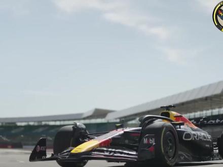 红牛46次升级改写格局,明年RB22只会更强 #F1 #方程式赛车 #新加坡大奖赛 #红牛 #2026款底盘