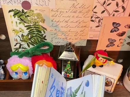 教程丨在下一个春天 请重逢我 难度:★★★☆☆
用时:35分钟
用页:1页
灵感来源@无香
#尼泊尔手工本 #尼泊尔手工本素材 #手工礼物 #手工教程 #铁锤日记