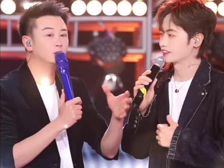 不善言辞但很暖心的爱播@孟一辰🎋 星城 #昊瀚 #火灾过后 给我们吓坏了😱😱