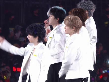 这个珍珠奶茶是南宫问雅来的吧😭这首歌真的超级好听!#宋亚轩#时代少年团 #演唱会现场 #好听 #安利