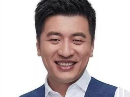 直到张雪峰揭露律师是可以世袭的,才发现不是所有人都适合学法 #抖音野生娱评人 #张雪峰 #律师 #职场