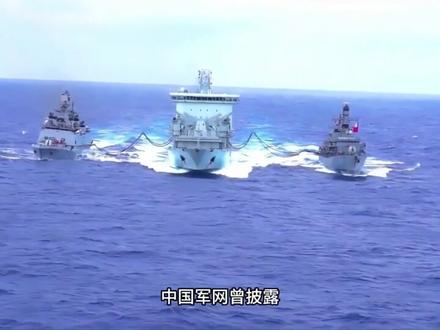 七支编队突现西太平洋!卫星拍后各国慌了,美航母急撤藏啥玄机? 【抖音独家】中国海军七支舰艇编队同步活跃于西太平洋及周边广阔海域,这并非孤立的军事演习,而是足以重塑区域力量格局的常态化战略存在,美国《新闻周刊》通过卫星影像精准捕捉到这一震撼场景,截至12月初,从日本以东到南海,再到南太平洋巴布亚新几内亚以北海域,中国海军的航迹已织成一张覆盖多重战略方向的动态力量网,彻底打破了外界对中国海军远海部署能力的固有认知,理解这场规模空前的部署,数字七只是表象,真正的核心是中国海军远海行动从偶尔为之到常态存在的质变,#硬核深度计划#军事科普#零基础看懂全球#全球创作者计划#2025世界回忆录