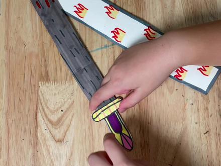 萌宝手工分享,火焰🔥宝剑!#儿童手工 #一起做手工 #是时候展现真正的技术了