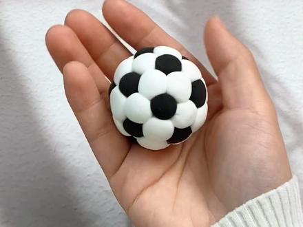 三步让粘土变世界杯足球#粘土手工 #手工diy #亲子手工