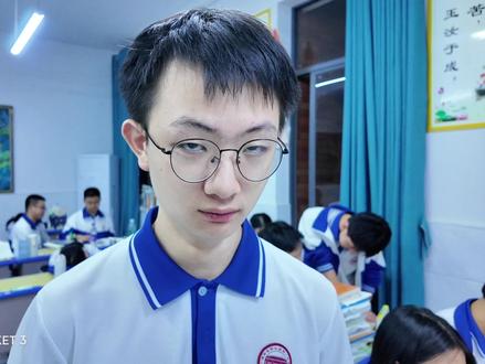 数学真神#数学 #韦神 #校园vlog
@词挽春 @油睿乐