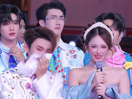 终于和好啦#龙浩天 #ai瑶瑶 #龙浩天和瑶瑶