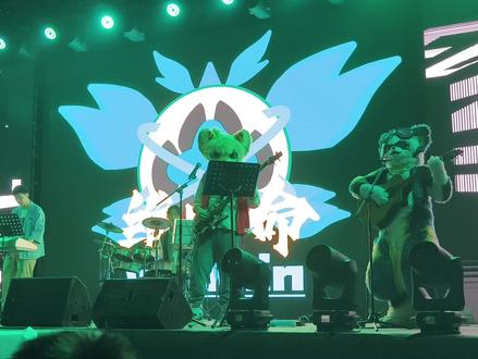 发的有点晚了<(-︿-)>#furry