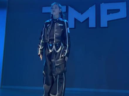 拍摄🎬间隙速扒一下#张函瑞进行曲 #抖音潮流舞蹈地图#张涵瑞#张涵瑞舞蹈