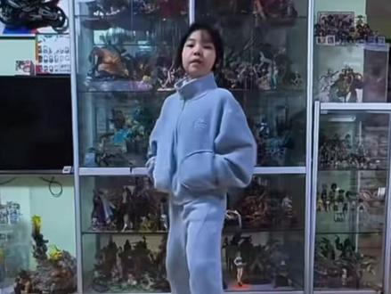 11岁跆拳道女孩展现惊人步法 爸爸:24年7月份开始练的 网友:这是真人版闪现?(来源:宁聚)#跆拳道 #强悍