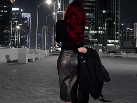 “小皮裙 大波浪 一扭一晃真像样”#野狼disco 原创@圣母.