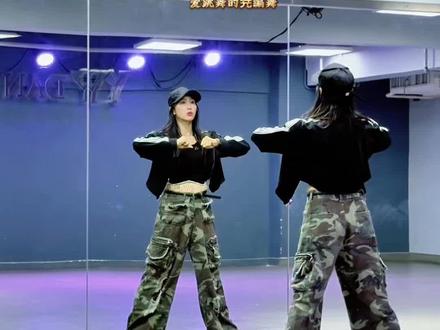 帅就完事了#起运战鼓舞 #燕丽跳跳 @燕丽跳跳(零基础入门YY Dance)