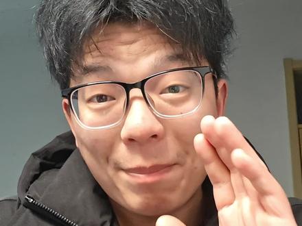 百台机器熊猫,魔法原子成为春晚机器人显眼包。 #春晚最稳打工人 #机器人哪家强 #魔法原子全能打工人 #魔法原子