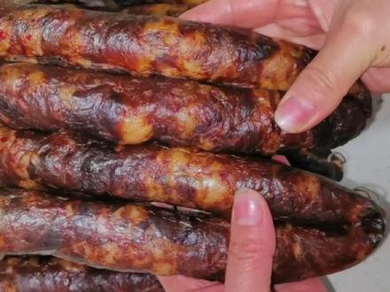 保存香肠,有人直接放冰箱,有人用水洗,教你一招,放一年都新鲜 #美食分享 #在家做美食