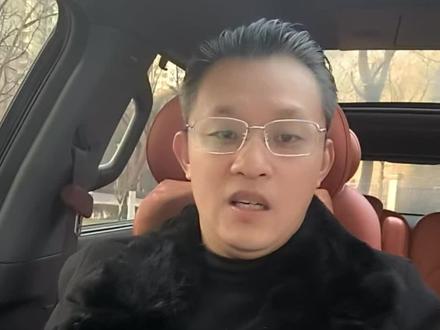 东风奕派紧急情况下怎么看车门,着火了不用慌。#东风奕派008 #东风奕派007 #东风奕派007着火 #奕派007着火