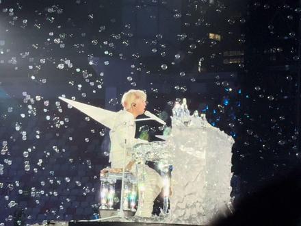 万兽之王广州001场 今天不太宠A1区 所以能看清的很少 第二排大号 尽力了,🈶横屏有竖屏 老薛幸苦了 本次主题:保护地球🌍#薛之谦 #万兽之王 #演唱会打卡回忆 @薛之谦 @抖音小助手