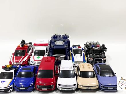 咖宝车神 暴风重装巨人 VS 托宝战士 古利特变形玩具