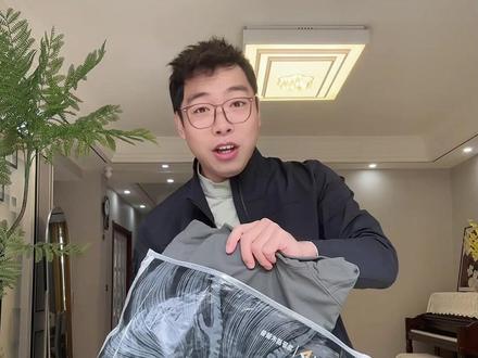 龙牙隐之飞狼立领夹克,补上颜色和尺码,开春第一件外套,千万别错过。#龙牙 #龙牙隐之飞狼 #夹克外套