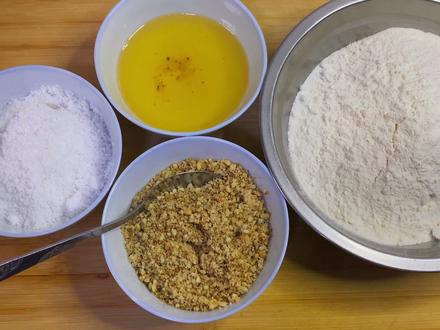 油茶面不用买,自己在家炒更好吃,做法简单,成本低。