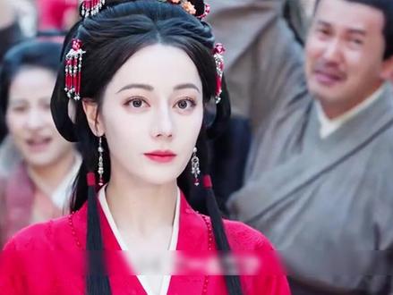 贺思慕明白破妄剑为什么选择段胥做它的主人。。。 #白日提灯 #迪丽热巴 #陈飞宇