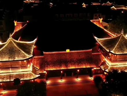 不用去西安大唐不夜城,来前童就可以看到#浙里好玩 #梁皇山#十里红妆#伍山石窟#前童古镇