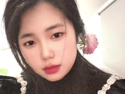 #撒西不理哒呐方言版 #上热门 #抖加小助手
不敢带你克云南
怕你吃不来柴火饭 怕你洋芋肿不惯
怕你嫌弃小平楼 怕你掉到茅斯头#内容太过真实