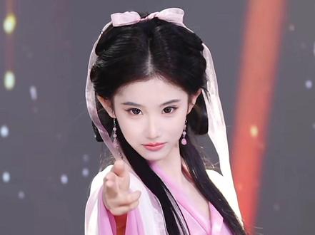 《社会摇》🎀 一起摇起来😍@柚子🎀 #甜柚子🎀 #sk柚子 #sk月牙泉879 #王语嫣