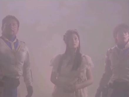 赛罗警卫队救场艾美拉娜