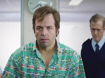 男子人体运毒被抓,为了脱罪,足足憋了12天没拉粑粑!《骡子》#抖音电影 #娱乐评论大赏 #宅家dou剧场