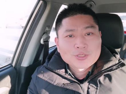 刘秃子为什么紧咬张大炮不放?核心原因还是为了钱。即使张大炮现在给钱刘秃子也不敢收,所以现在他要自己噌热度做流量变现#张大炮 #刘华快鱼新媒体 #中山戈雅张大炮 #戈雅光电 #知识分享