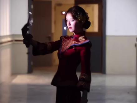 就算是赵露思的鬼新娘晚上来找我也是会害怕的 @赵露思 @赵露思工作室 #赵露思 #赵露思鬼新娘 #绘画过程 #赵露思代言超自然 #青年创作者成长计划