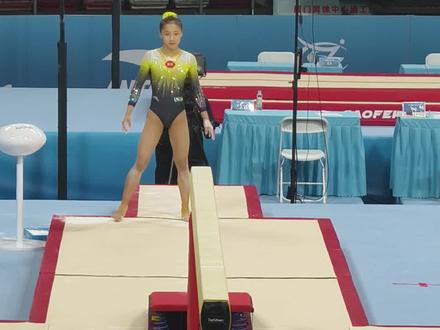 平衡木决赛-天后混战版 陈紫嫣6.7+7.8=14.5🥈
小晃了一个舞蹈动作😂陕西队加油!!!
#厦门体操全锦赛
