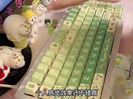 手上绑的不是创口贴,是护指绷带,长时间码字导致腱鞘炎的我,作为码字女工必备的码字单品!!
#网文作者 #码字 #键盘打字 #写小说 #腱鞘炎
