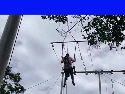 游客体验瀑布秋千受伤死亡 当地通报