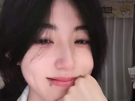 可是我觉得这很神圣啊#虚虚小心#神偷奶爸歌