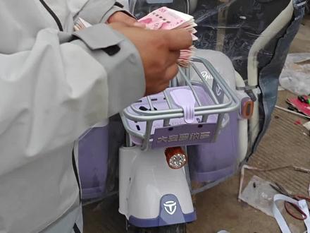 关于三轮车改造第二弹💣
拉链改磁吸
这样再也不用抱着老二弯腰拉拉链了#三轮车改装 #DIY #三轮车接娃神器