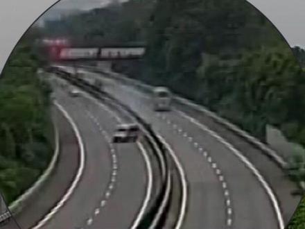 上路前一定要仔细检查车辆! #行车安全 #轴承卡死