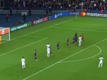 内马尔与梅西的故事,梅王躺平马儿七次回头 #梅西 #内马尔 #足球故事 #足球 #内马尔与梅西