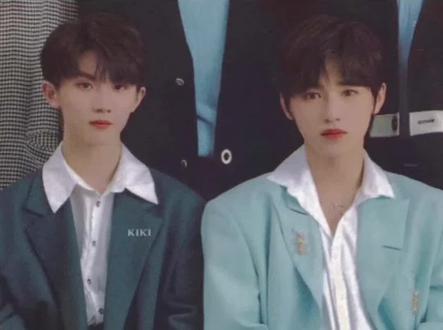 我们哥哥弟弟真的没有分到一间宿舍(有点子emo了)~不过还是要恭喜两位开启大学生活啦!#马嘉祺 #宋亚轩 #大学