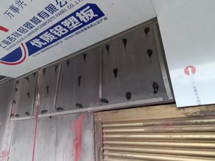 柱子上预留电源线,做灯箱#卡布灯箱#铝塑板#门头招牌