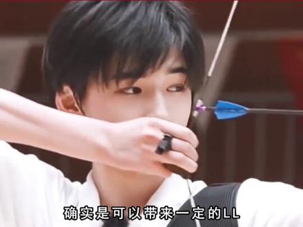 #吴彤 眼中的#宋亚轩,喜欢这个少年真的很值得!