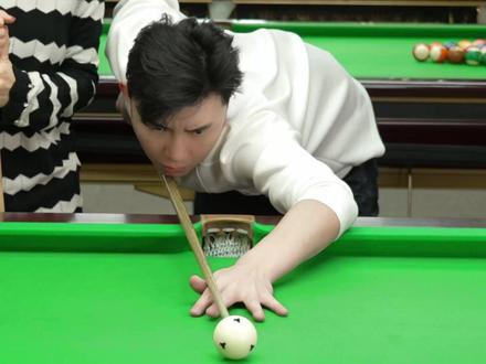 遇到这种球,记得先说:“让你一球!”#潘晓婷 #台球 #台球教学 #潘晓婷教你打台球