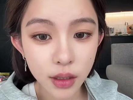 聊天局之异地恋 何时葡萄先熟透,你要静候再静候,希望我们可以熬过异地 @花啧酸菜 @《龙龙历险记》 #花啧酸菜 #龙龙和酸菜 #理想型 #抖加小助手