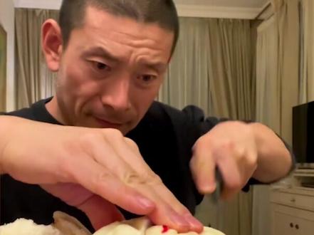 大饼哥:健身界的奇葩美食家,被誉为“食物链顶端的男人” #大饼哥 #奇葩美食