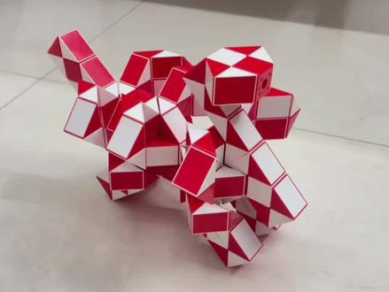 #百变魔尺 192段魔尺变喷火龙升级版,比之前拼的喷火龙多了两对翅膀哦😉#益智玩具