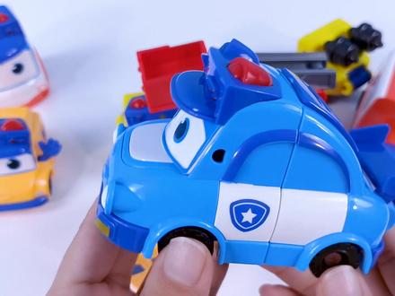 百变校巴磁吸玩具车都拼装错了,亲子姐姐将车子合体变成机器人