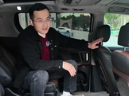 赛那后排娱乐升级,新老款都能装
#赛那 #mpv #后排娱乐 #车载电视 #汽车好物