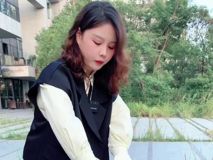 手机怎么投屏到投影仪上 0c0f7922e6c7337785ab045acc010ce3~tplv-dy-resize-origshort-autoq-75:330.jpeg?x-expires=1999425600&x-signature=EFlcOxDTPp0iuxZWCKGnc7dCidg%3D&from=3213915784&s=PackSourceEnum_AWEME_DETAIL&se=false&sc=cover&biz_tag=pcweb_cover&l=2023051420240949C47025EE6FFCB5FF42