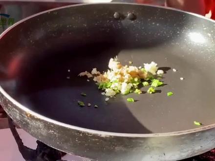 不同国家的饺子 印度饺子奇葩吃法你感觉如何 韩国的算不算饺子 #民间传统美食 #美食vlog #地方特色美食