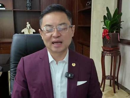 黄金跌破4600美元,避险资产为何不香了? #黄金 #金价 #零距离看懂财经 #经济学视角看世界